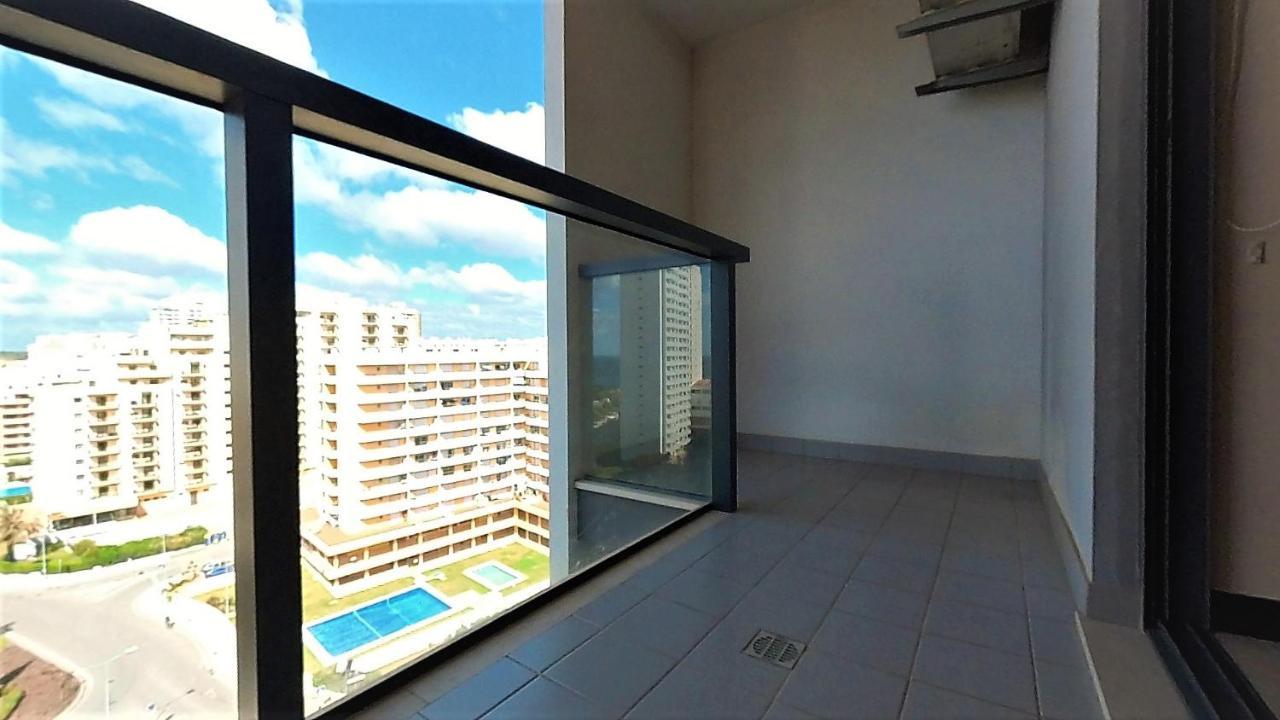 Apartamentos Turisticos Rocha Tower 3 ปอร์ติเมา ภายนอก รูปภาพ