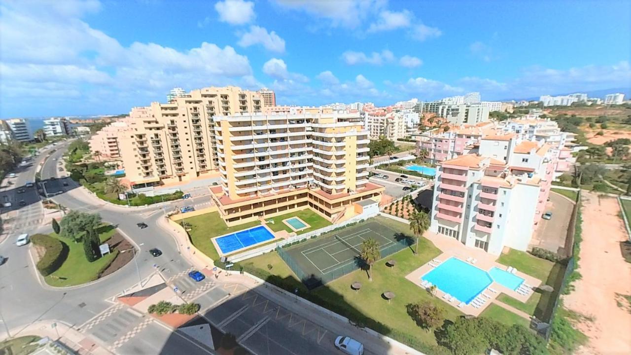 Apartamentos Turisticos Rocha Tower 3 ปอร์ติเมา ภายนอก รูปภาพ