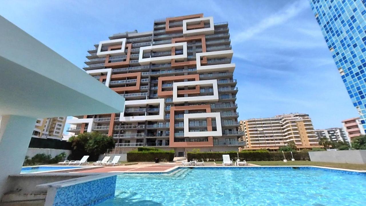 Apartamentos Turisticos Rocha Tower 3 ปอร์ติเมา ภายนอก รูปภาพ