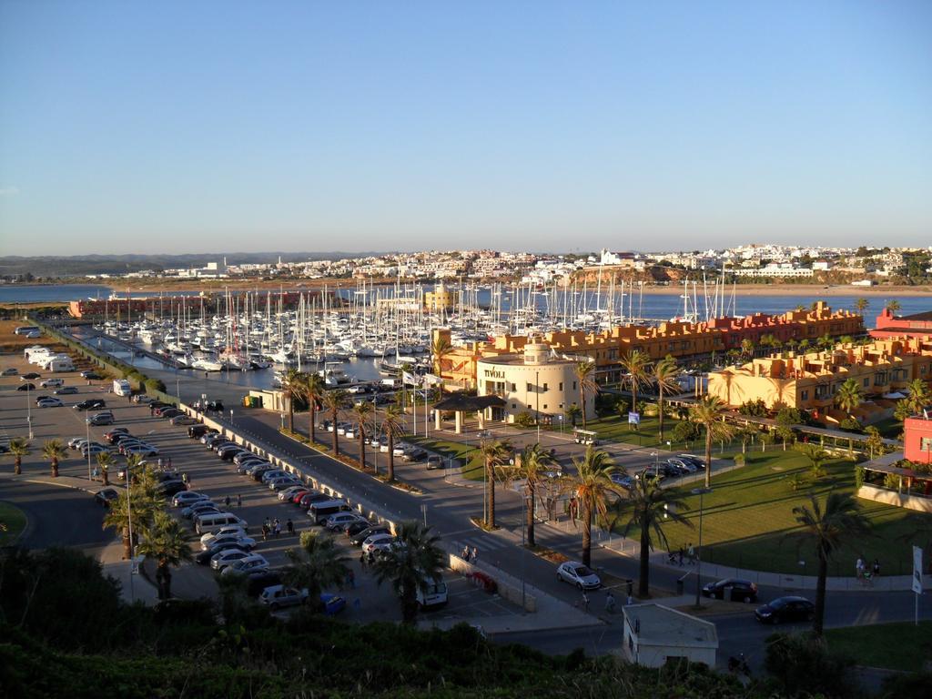 Apartamentos Turisticos Rocha Tower 3 ปอร์ติเมา ภายนอก รูปภาพ